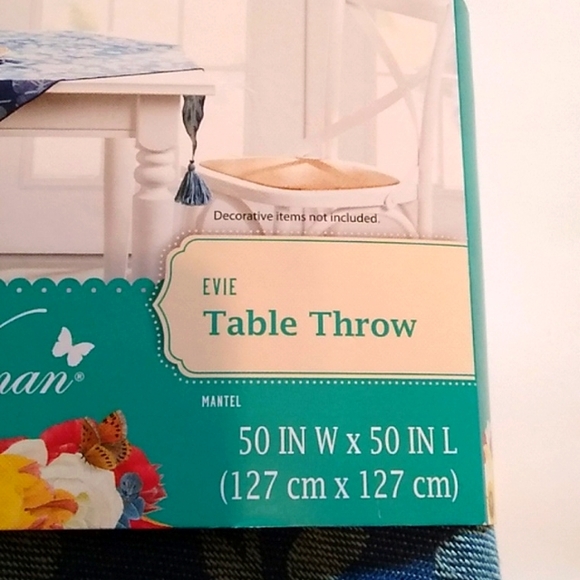 Nwt Pioneer Woman Table Runner - Picture 3 of 9